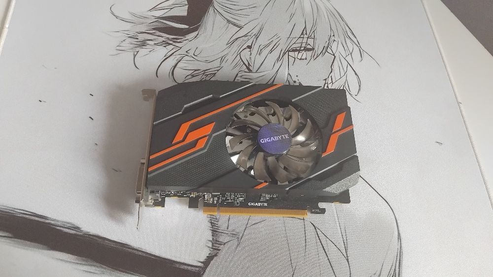 Продам Gigabyte GT 1030 2Gb
