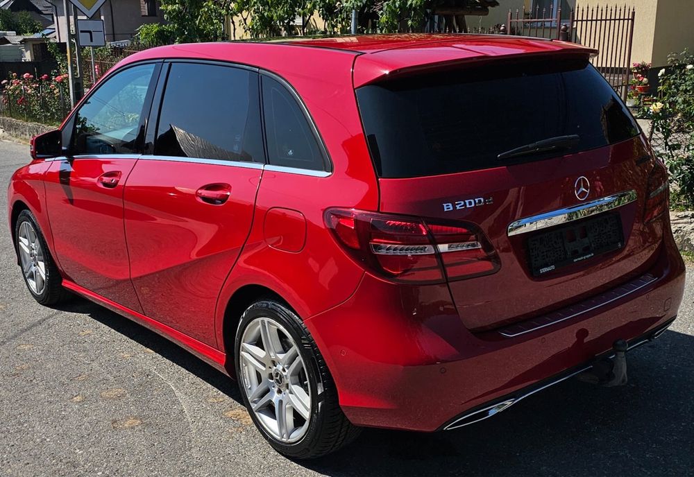 Mercedes Benz b 200