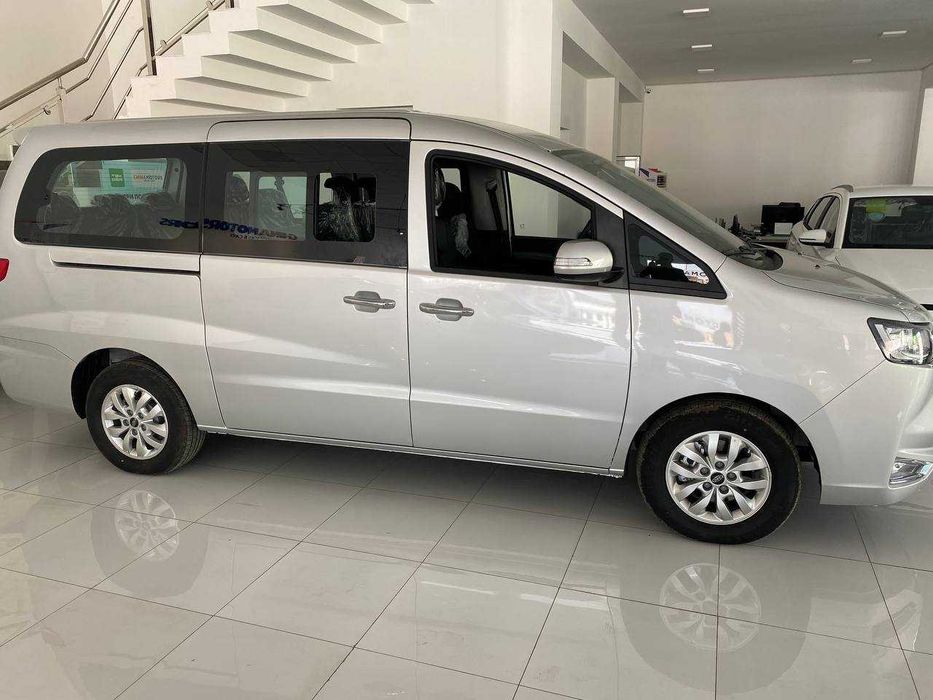 jac minibus  m4 2026 y