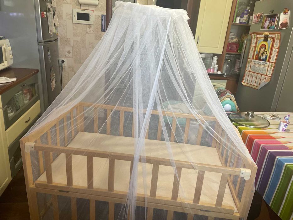 детская кроватка