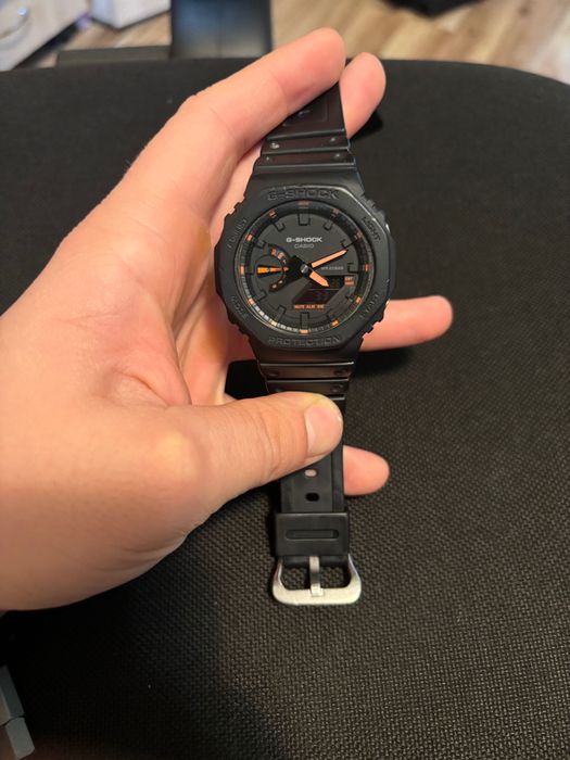 Casio G-Shock GA-2100 оригинален