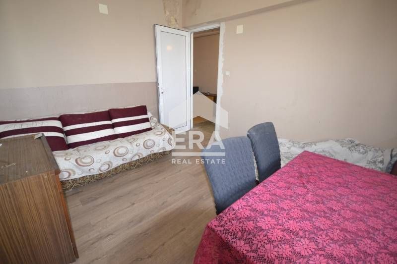 Продава се Тристаен апартамент в Хасково, Дружба 1 - 90 кв.м за 958 €/кв.м - Снимка #10