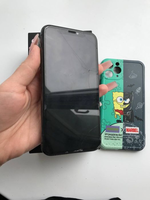 Iphone 11 pro в хорошем состоянии