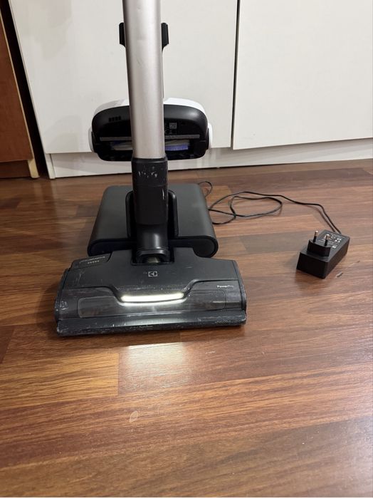 Aspirator Vertical Electrolux Hygienic 800