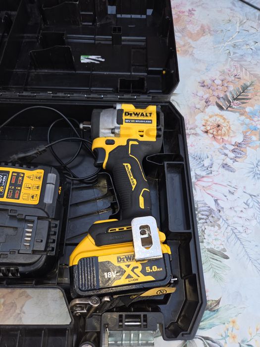 DeWalt DCF921 18v XR Cordless Brushless 1/2"