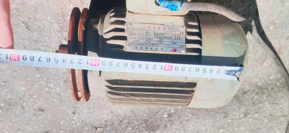 Продам электродвигатель