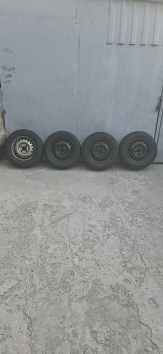 Колёса 4шт 175 70 R13 4×100 два летних два зимних