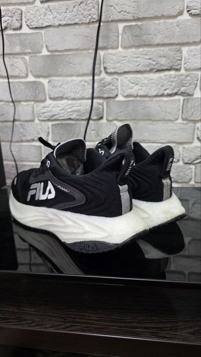 Оригинальные кроссы Fila