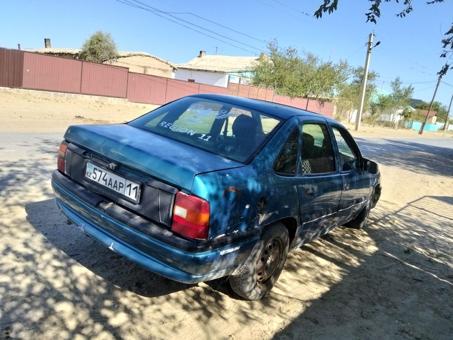 Опел вектра седан