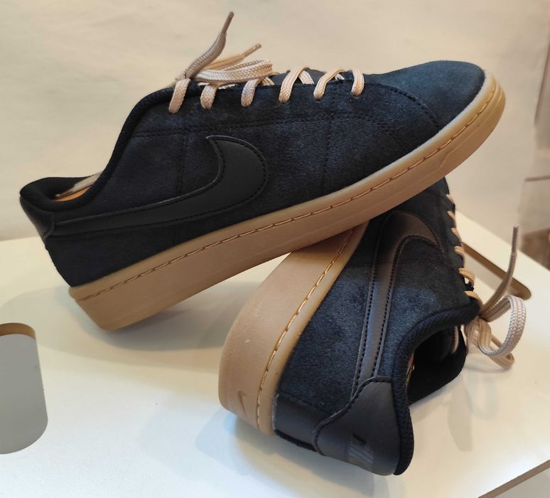 Pantofi sport casual 38.5 39 NIKE Court Royale piele naturala moale