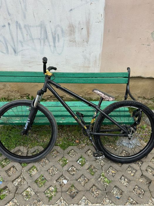 Vând NS Metropolis 3