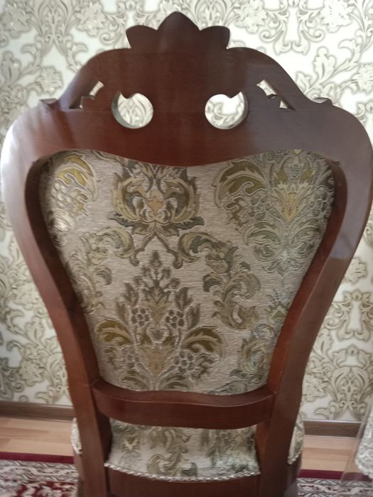 Стул с хорошим состоянием