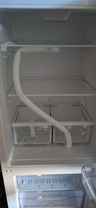 Новый холоделник идиалное