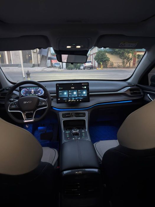 Byd chazor flacship 120 li eng fuli