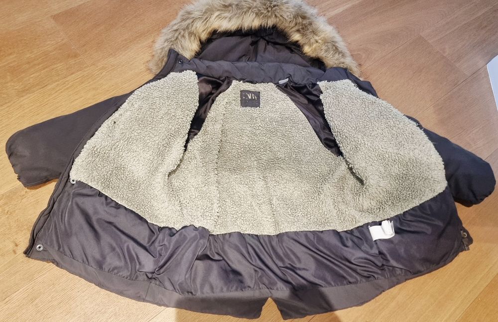 Geaca baieti zara 110 si reserved 110