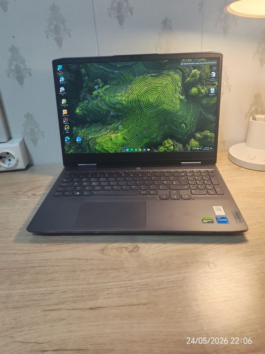 Lenova loq 15IRH8 ssd512, ozu 8gb, rtx 4gb