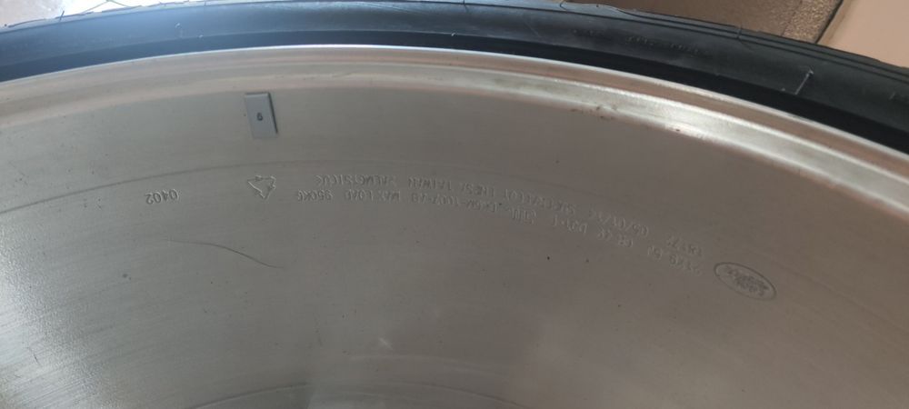 Запасное колесо на range rover