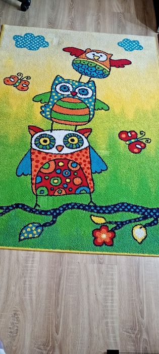 Килим за дестска стая