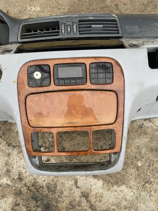 Панель мерседес w220