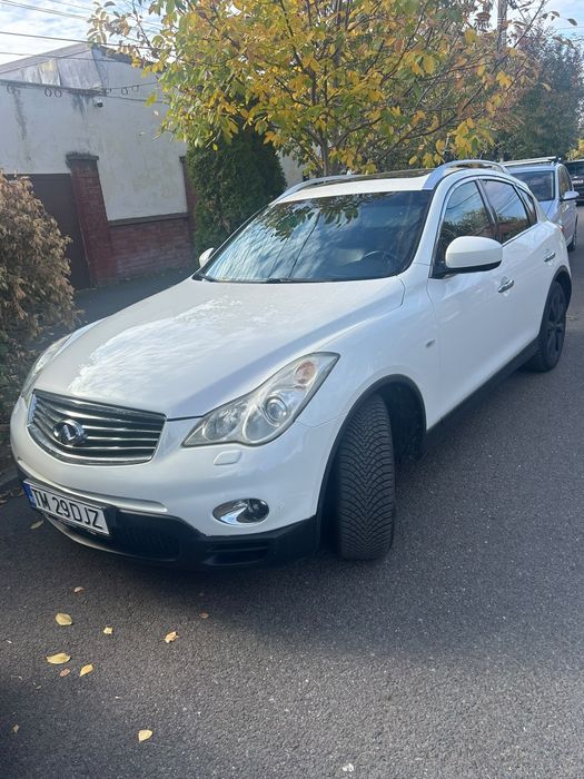 INFINITI EX 30 2011 — imagine 2