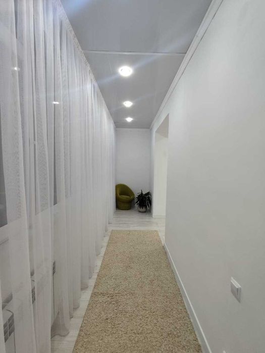 Продается 2 комн. кв. р-н 2-база