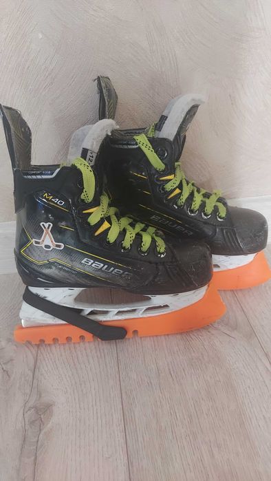 Коньки детские Bauer в хорошем состоянии