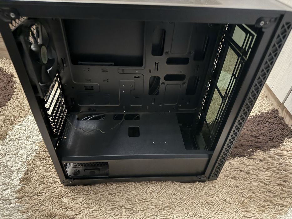 Геймърска Deepcool кутия