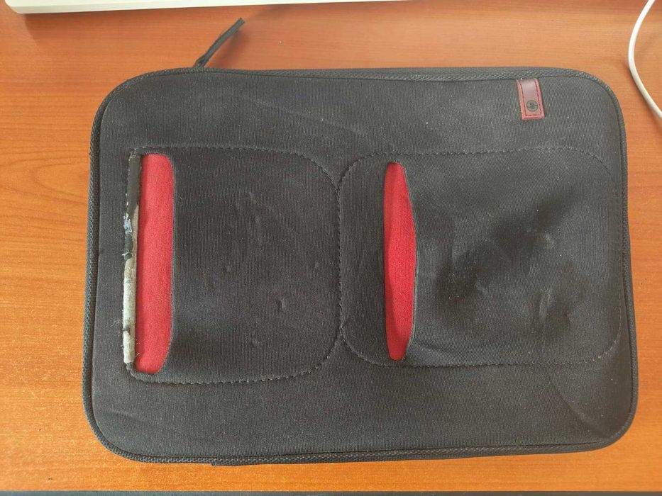 Laptop Sony Vaio PCG 21313M + geanta Targus