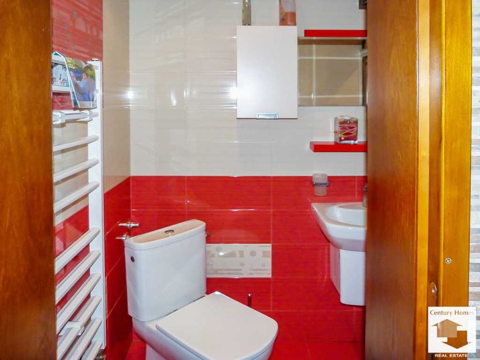 Продава се Къща в Горна Оряховица - 184 кв.м за 1414 €/кв.м - Снимка #17