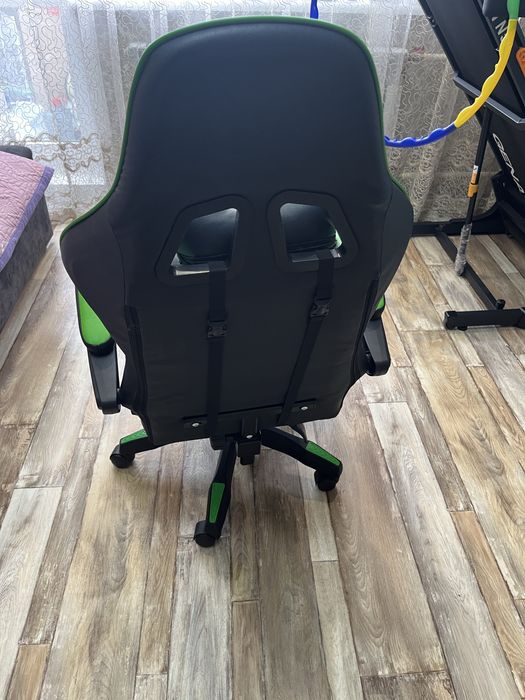 Кресло геймерское