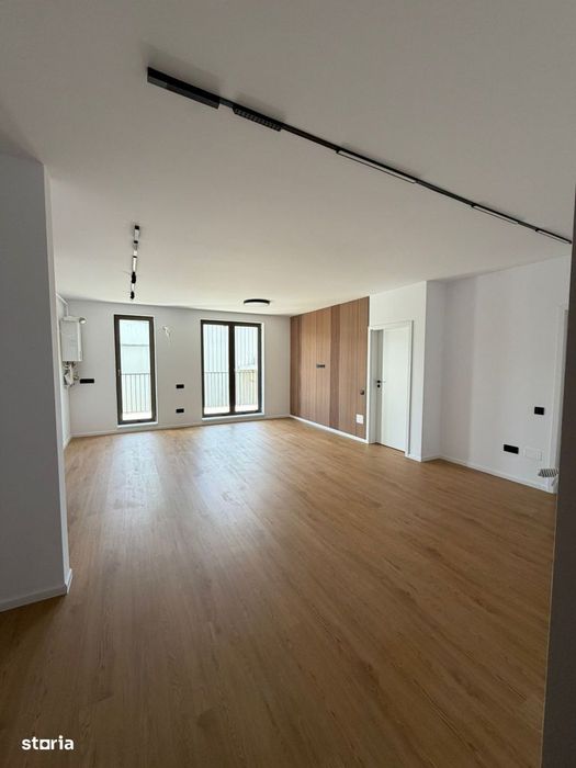 Apartament cu 2 camere finisat, 53 mp, balcon, zona Eroilor