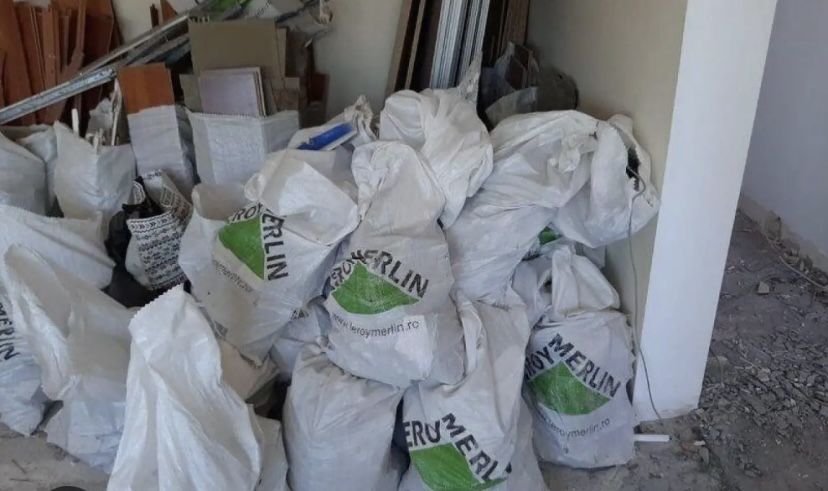 Debarasare Apartamente Mobila Veche Evacuare Moloz Gunoi ieftin Rapid