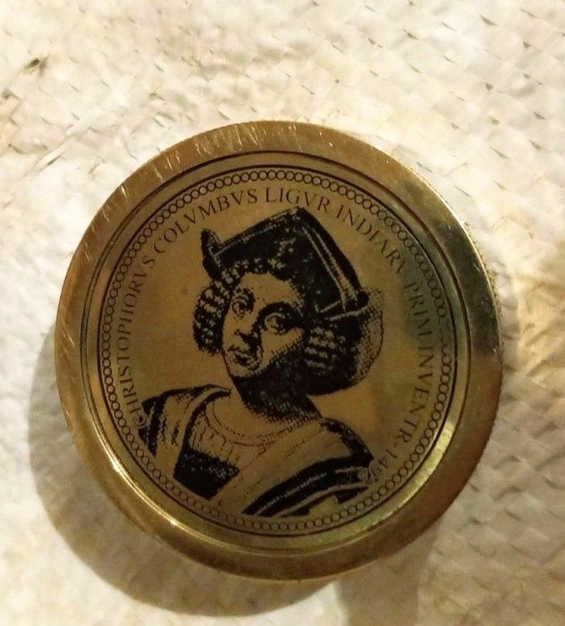 Busola din bronz masiv piesa colectie, stare excelenta 4,5 cm i
