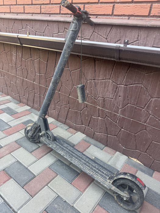 Электро самокат нерабочий продам