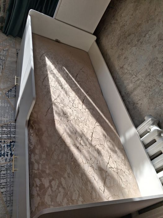 Продам детскую кровать