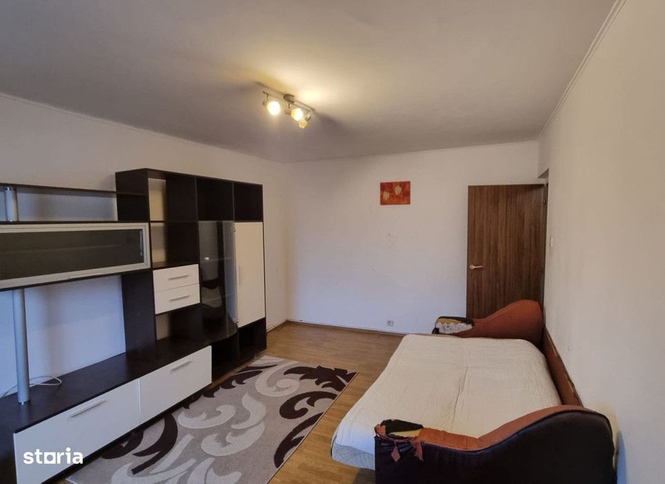 Apartament 3 camere Nicolina , 70 metri, etaj 4 Cod:163177