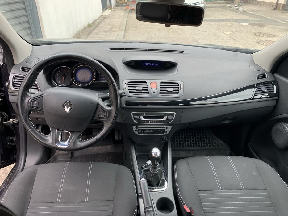 Auto  renault fluence