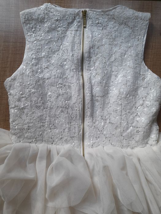 Официална рокля H&M за момиче на 11 години