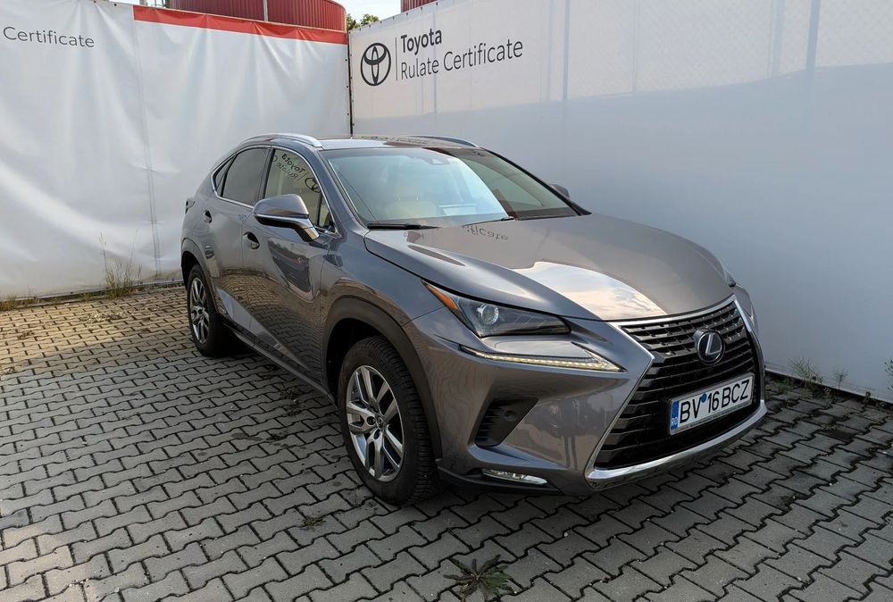 Lexus Seria NX