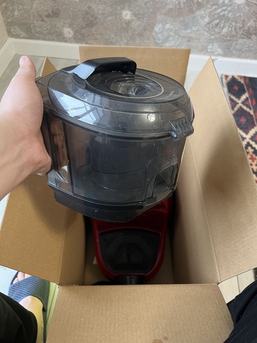 Пылесос Bosch 2000 W