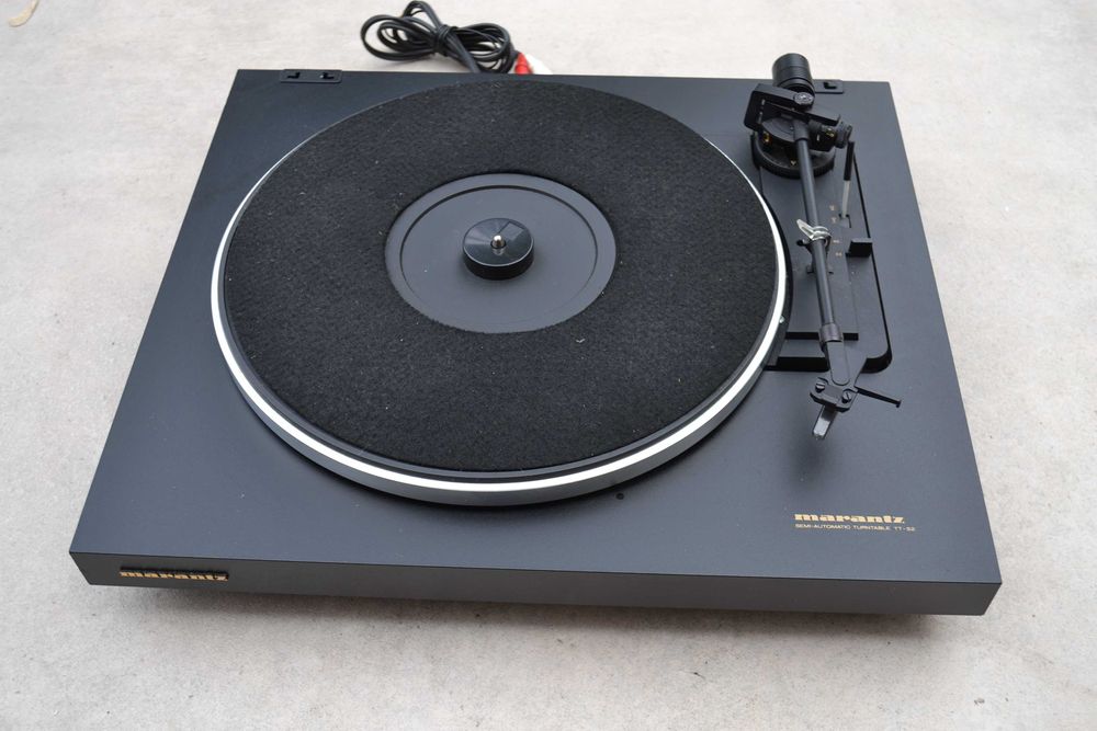 Pick up Marantz TT 52
