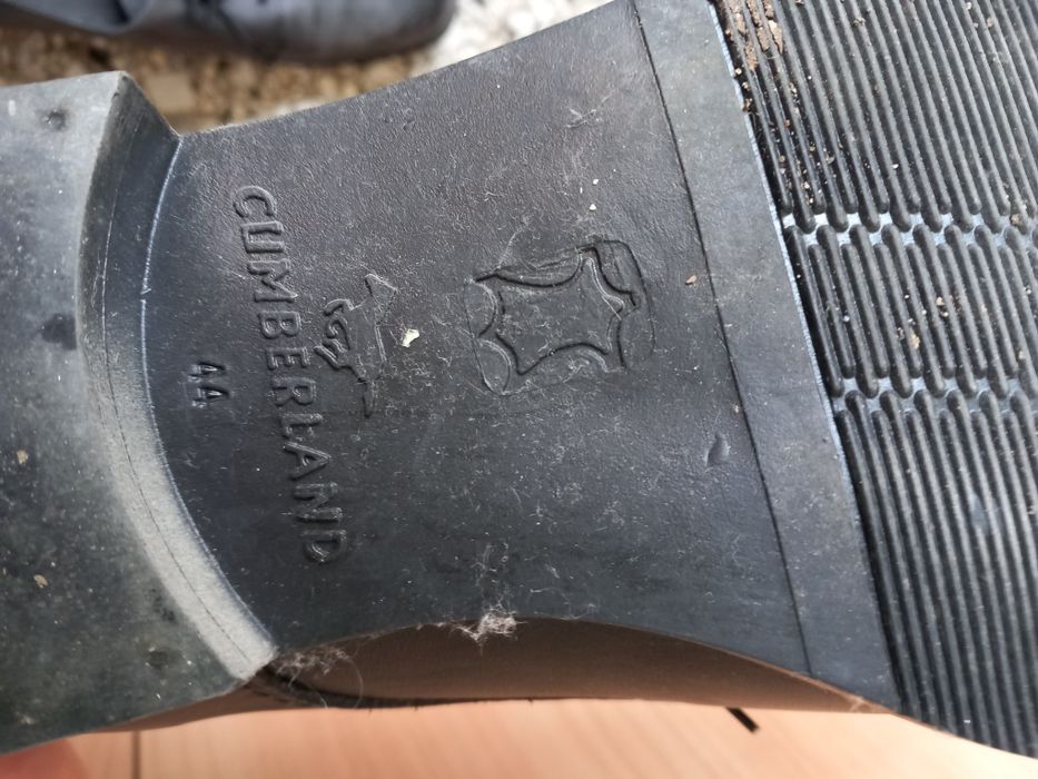 Продавам летни обувки 44 номер