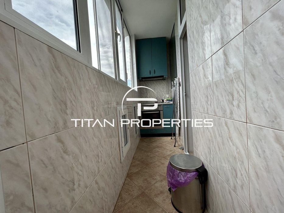 Продава се Тристаен апартамент в Пловдив, Каменица 2 - 68 кв.м за 1971 €/кв.м - Снимка #9