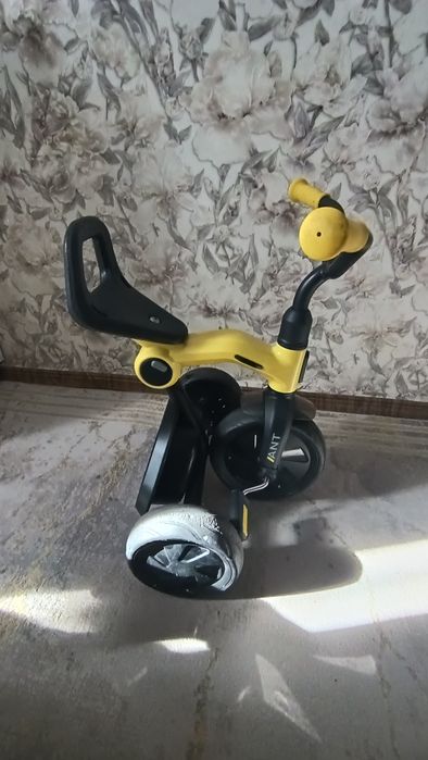 Трёхколёсный велосипед