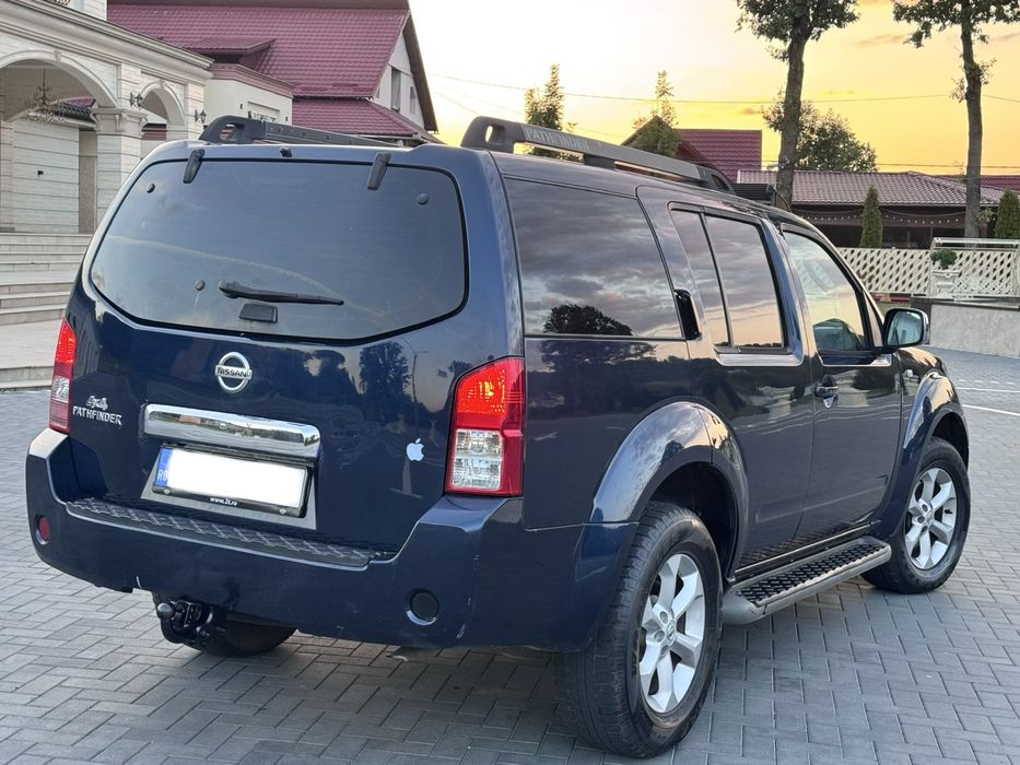 Nissan pathfinder - 2008 - 2.5 diesel 174 cp - 4x4 mic mare