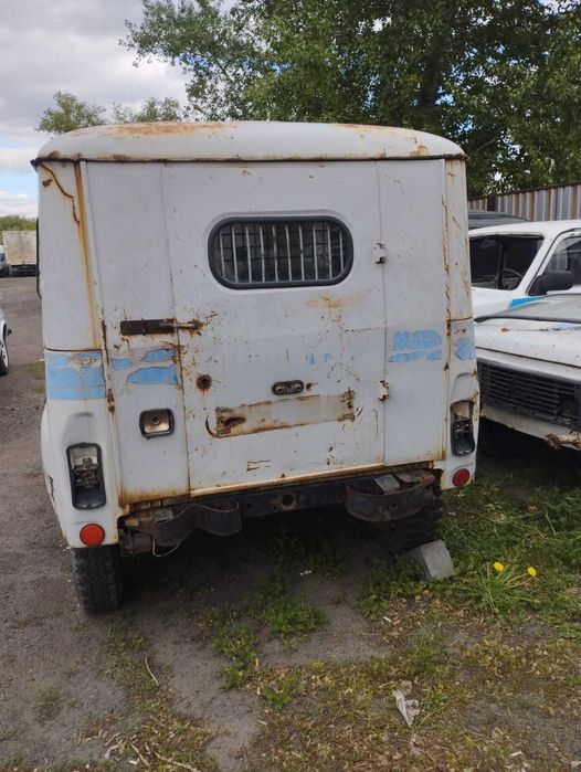 продам автомобиль УАЗ 3151