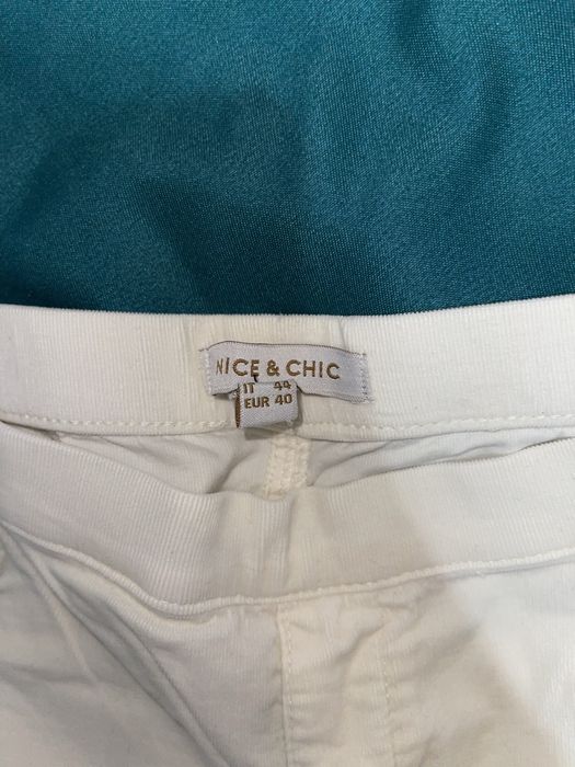 Pantaloni casual raiați!