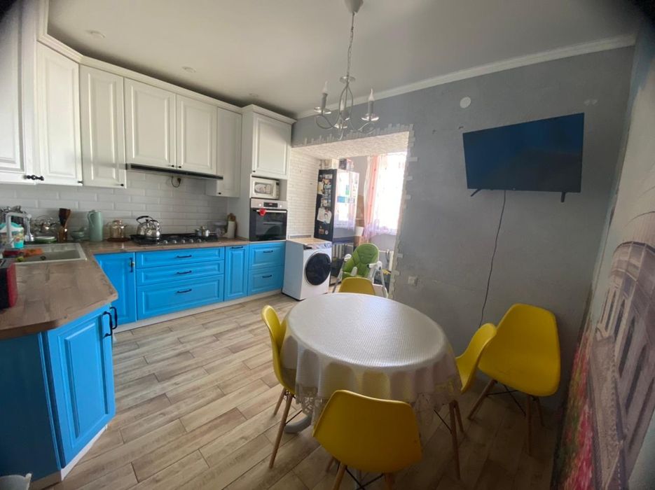 Квартира 3 комнатная