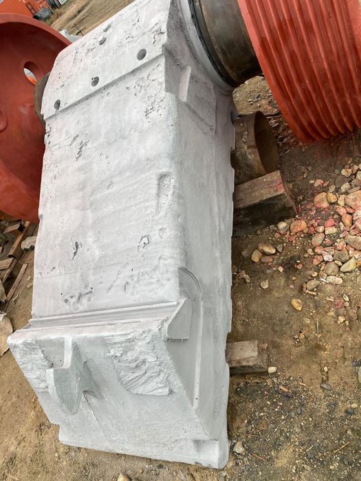 Ремонт щековой дробилки СМД 110