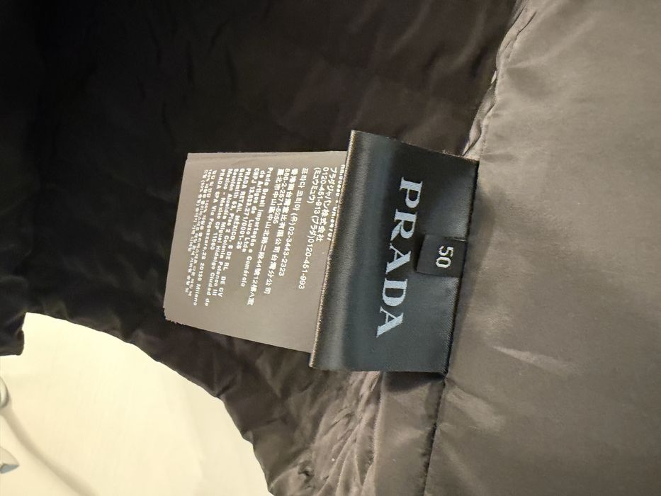 Vand 2 geci Prada de primavara / toamna